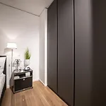 Luxury アパートホテル デュッセルドルフ