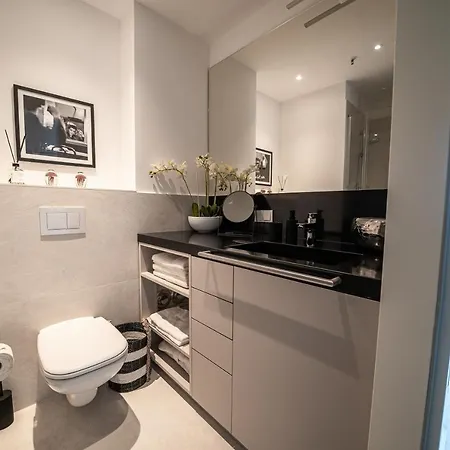 Luxury شقة فندقية 4*