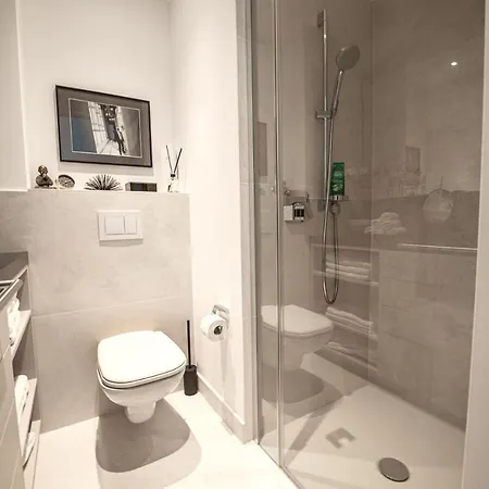 Ξενοδοχείο με διαμερίσματα Luxury 4*