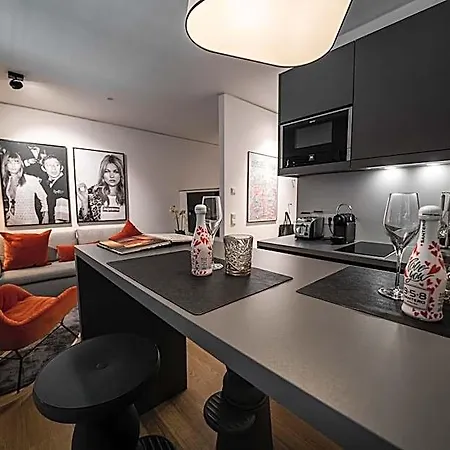 Luxury 4*